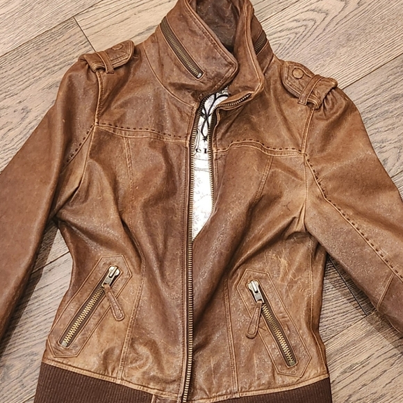 ISO Mackage for Aritzia size M - Picture 1 of 2